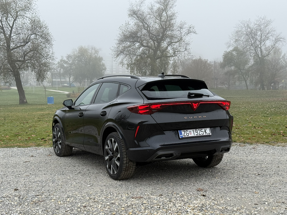 Author: Dubravko Kolarić