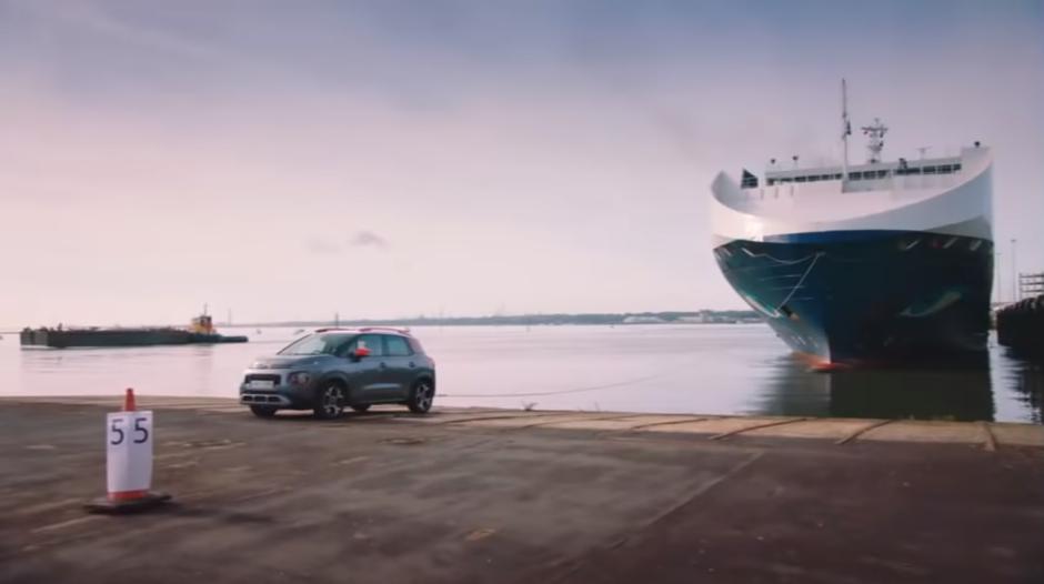 Može li Citroën C3 Aircross povući trajekt od 13 tona? | Author: Grand Tour Cars/YouTube