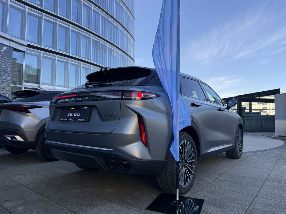 Author: Dubravko Kolarić