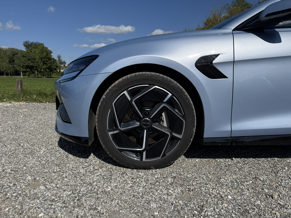 Author: Dubravko Kolarić