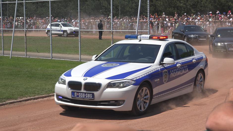 Policajci u Srbiji voze BMW serije 5 | Author: Wikimedia Commons