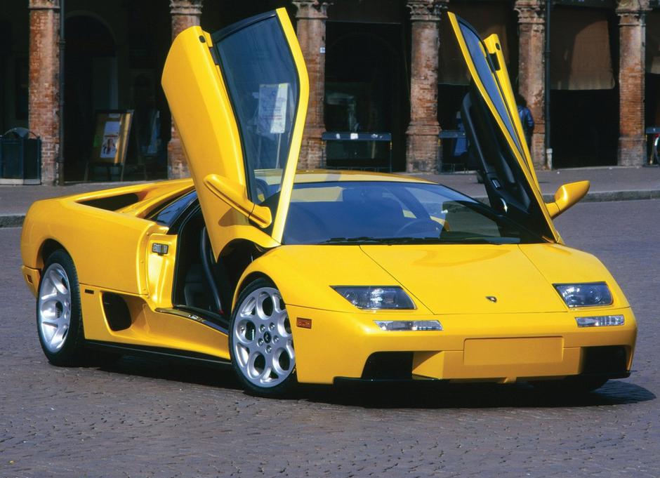 Prvi Bugatti Chiron je bio Lamborghini Diablo s motorom W18 | Author: Lamborghini
