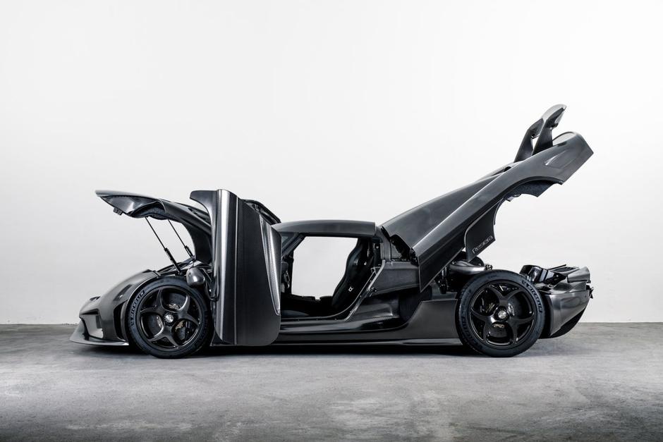 Koenigsegg predstavio Regeru koja je cijela prekrivena karbonom | Author: Koenigsegg 