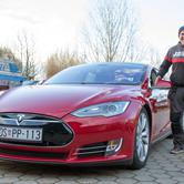 Miroslav Škaro i Tesla Model S