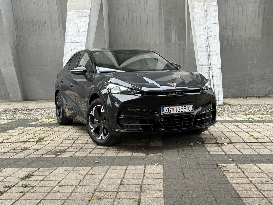 Author: Dubravko Kolarić