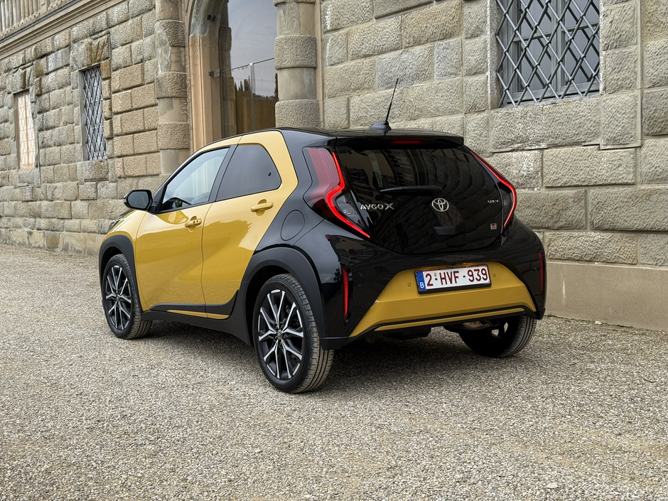 Author: Dubravko Kolarić