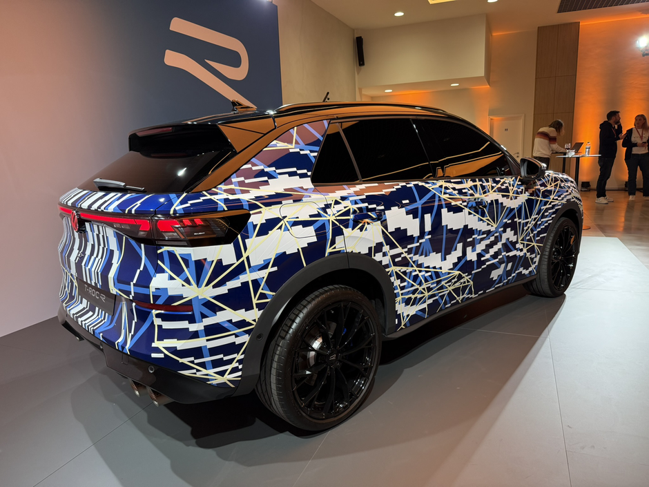 Author: Dubravko Kolarić