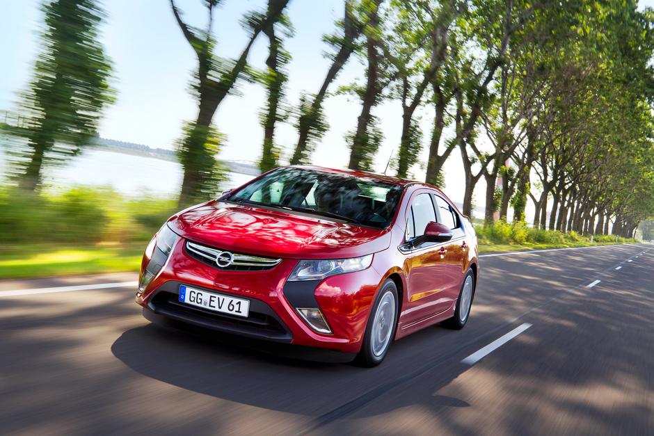 Author: Opel