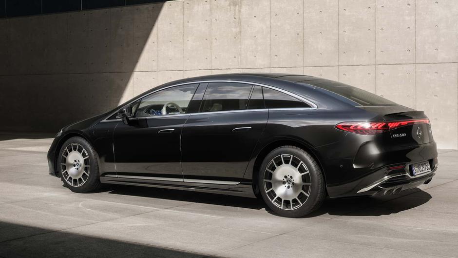 Author: Mercedes-Benz