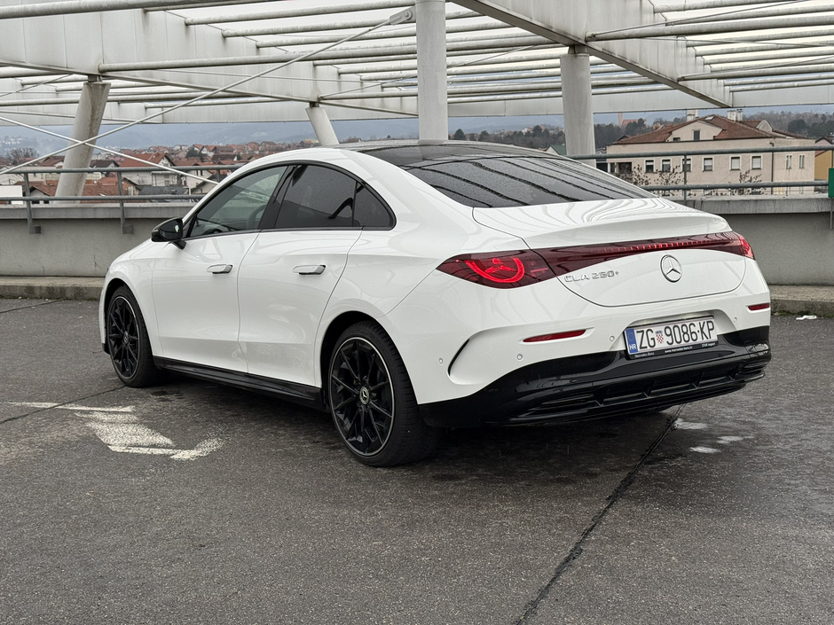 Author: Dubravko Kolarić