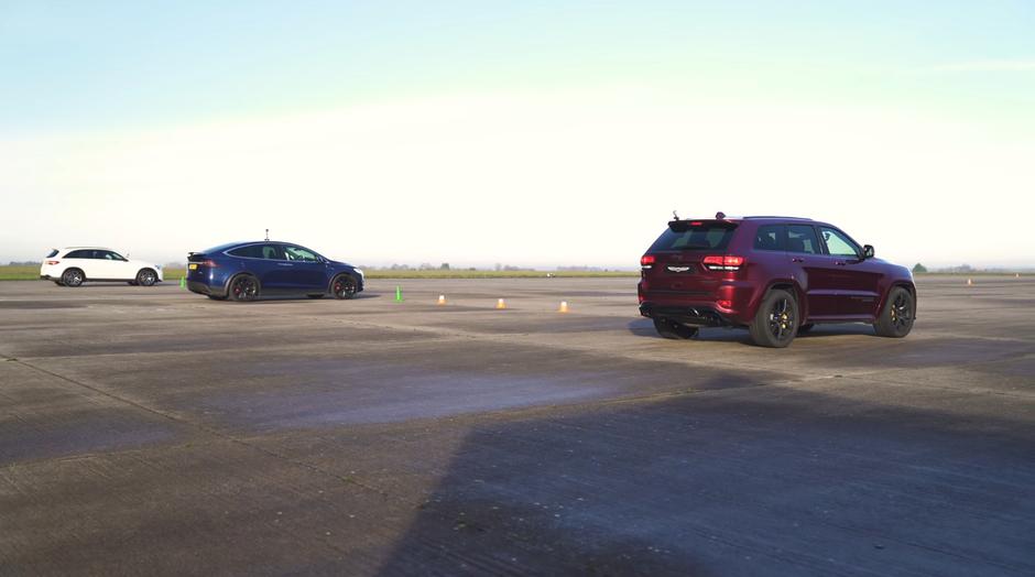 Može li Tesla Model X pobijediti najbrži SUV na svijetu? | Author: YouTube