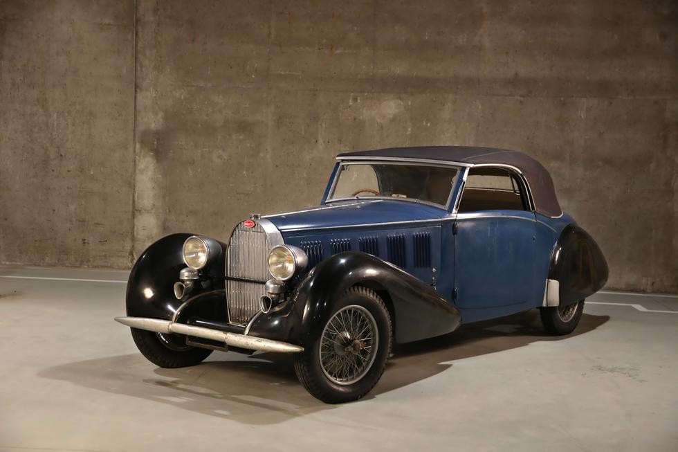 U štali pronađeno tri rijetka Bugattija u vrijednosti 6,5 milijuna kuna