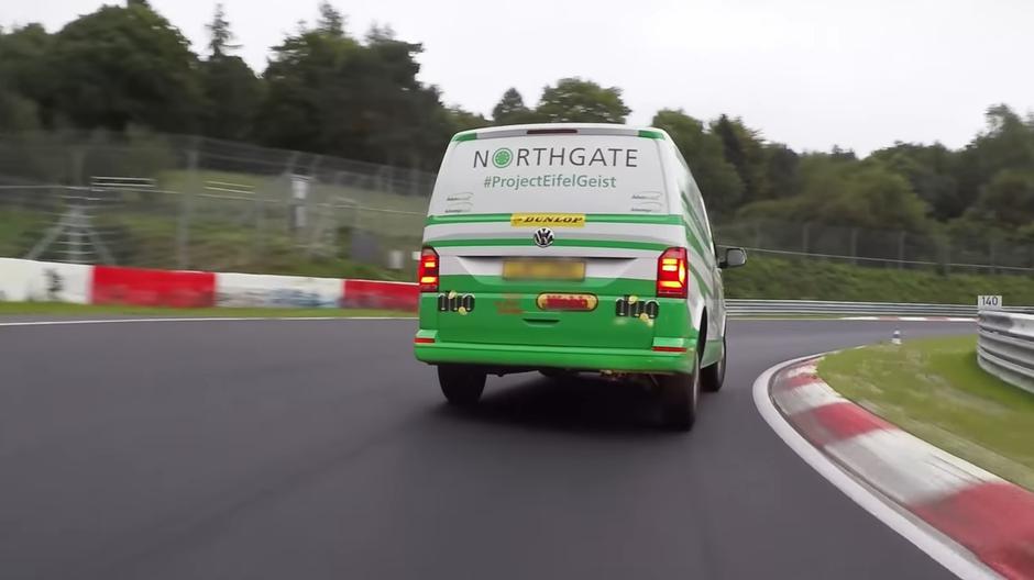 Serijskim kombijem ispod 10 minuta po Nürburgringu | Author: YouTube