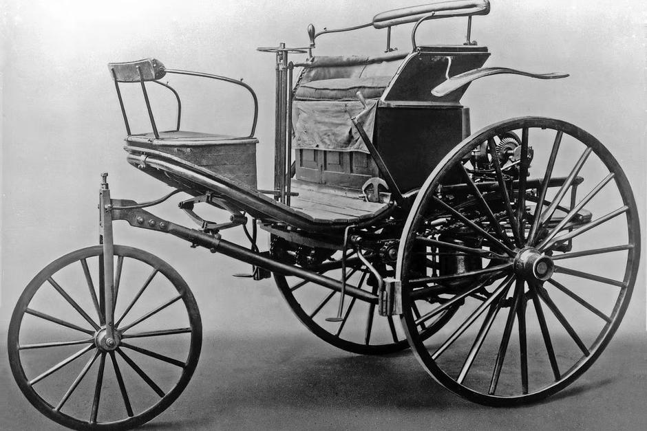 Author: Mercedes-Benz