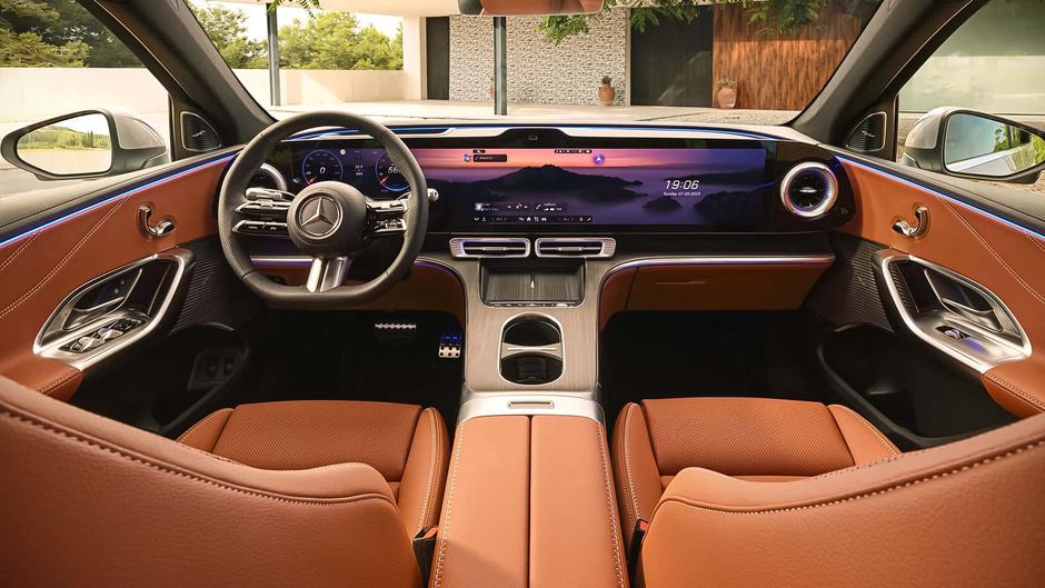 Author: Mercedes-Benz