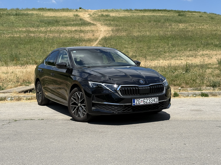 Author: Dubravko Kolarić