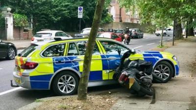 Londonska policija dobila dopuštenje da ruši kriminalce na motociklima