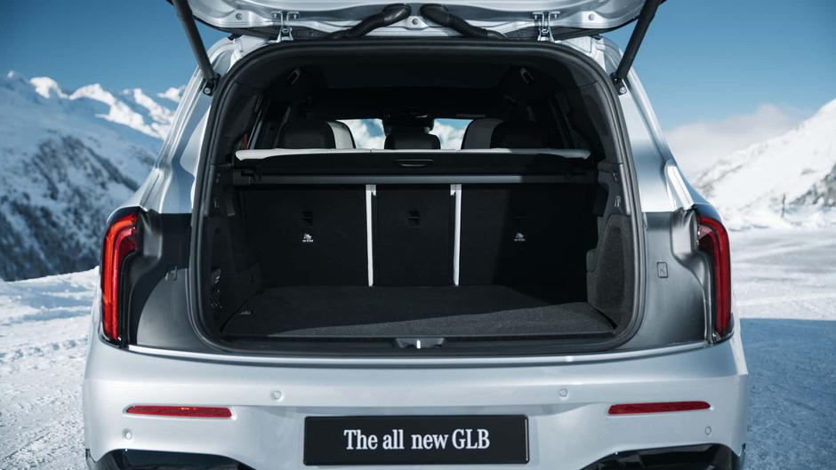 Author: Mercedes-Benz