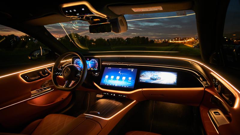 Najgluplji trendovi u autoindustriji&nbsp;(od kojih se kona&ccaron;no opra&scaron;tamo)