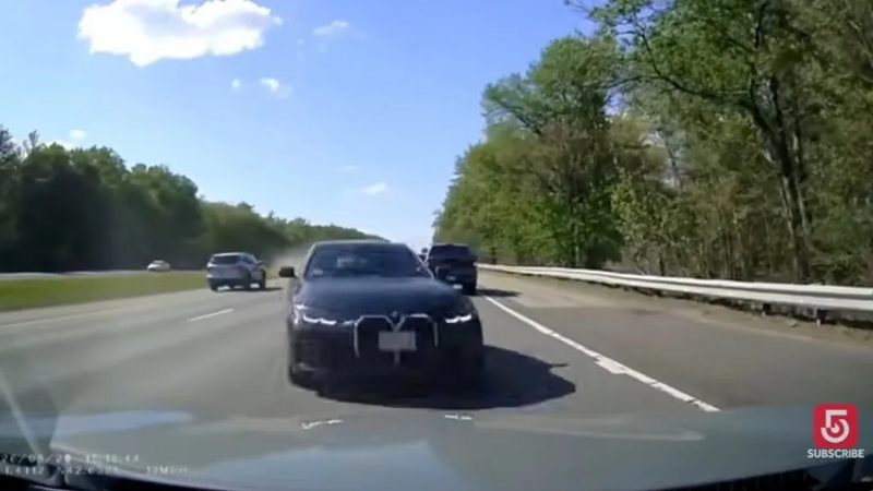 Ovako izgleda sudar kada automobil prije&dstrok;e u krivi smjer na autocesti