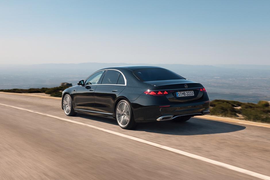 Author: Mercedes-Benz Group AG