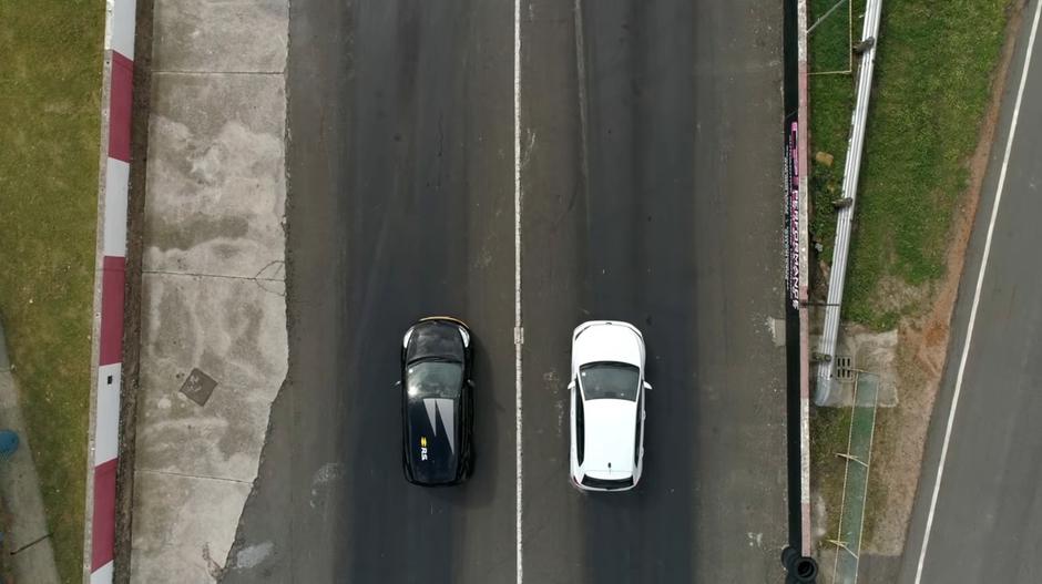 Tko je brži? Volkswagen Polo GTI protiv Renualt Clia R.S. 18 F1 | Author: YouTube