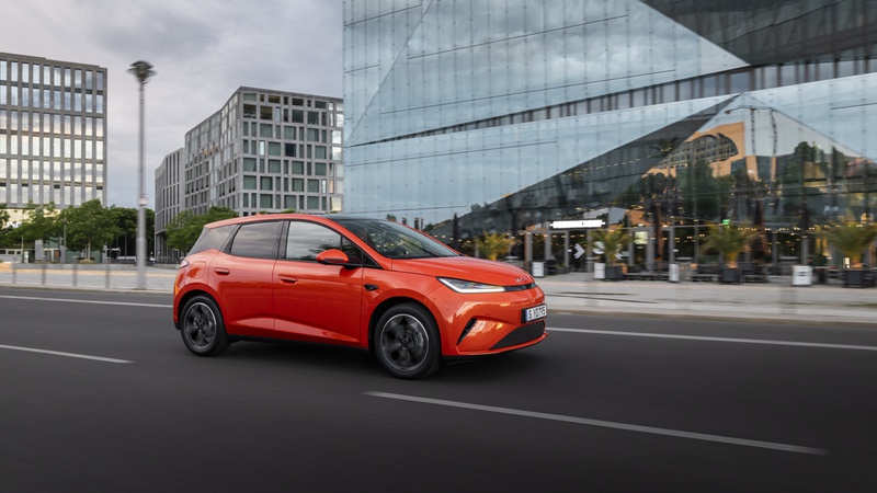 Najmanji i najjeftiniji plug-in hibird: BYD Dolphin G DM-i sti&zcaron;e u Europu