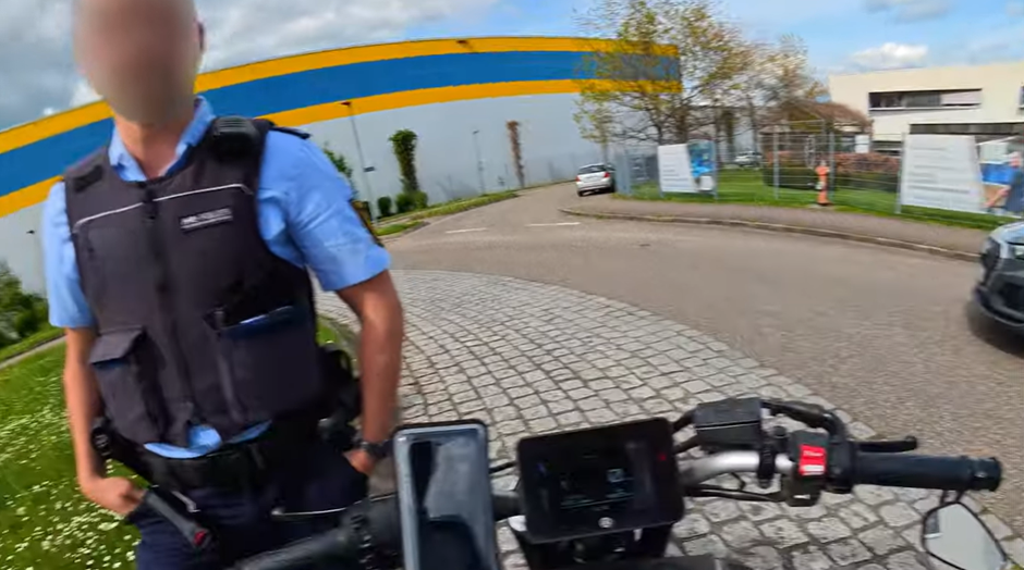 Author: Screenshot Jasonlegal/YouTube