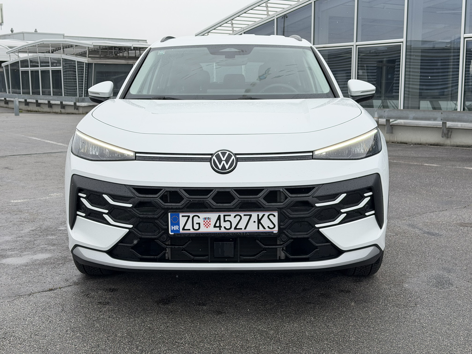 Author: Dubravko Kolarić