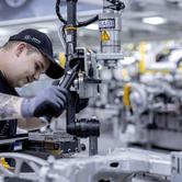 Fahrzeugproduktion im Mercedes-Benz Werk Bremen | Pressefoto 2023

Vehicle Production at the Mercedes-Benz Sindelfingen plant | Press photo 2023