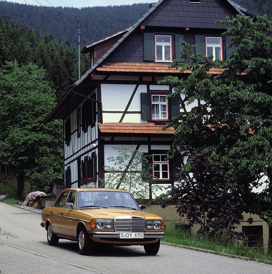 Author: Mercedes-Benz