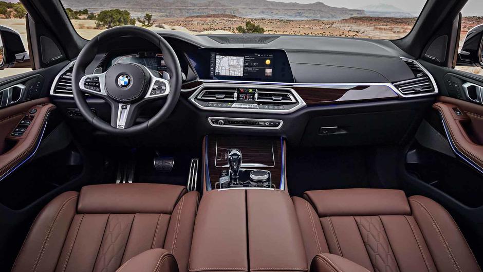 BMW X5 | Author: BMW
