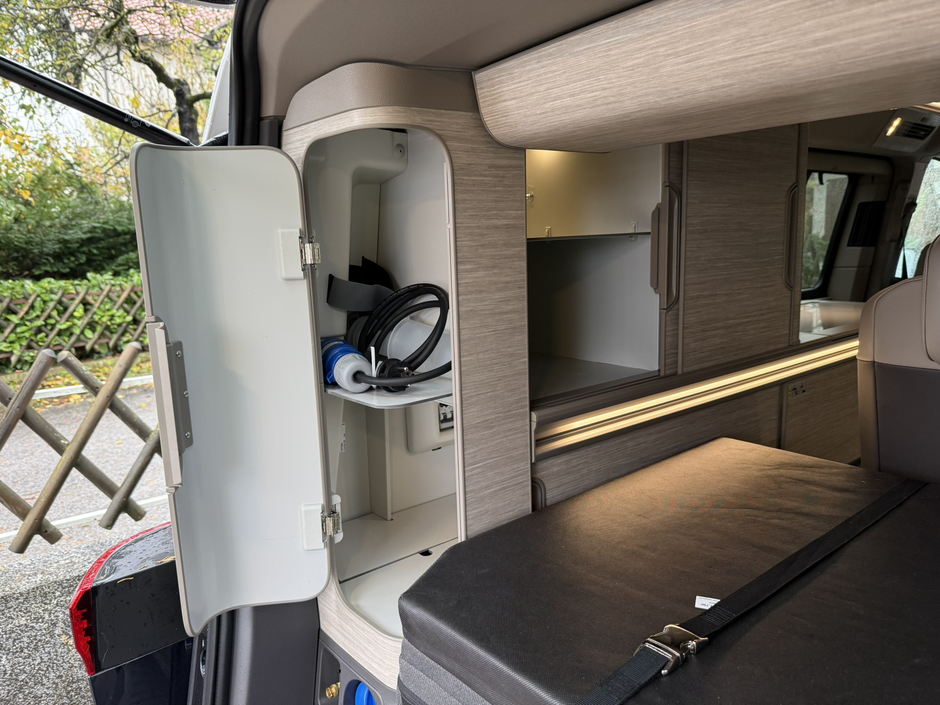 Author: Dubravko Kolarić