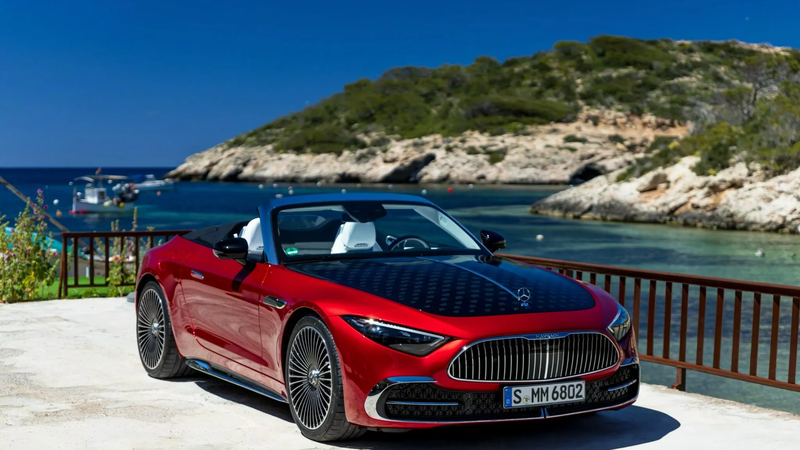 'Da ne bi bilo zabune': Novi Maybach ima više od 800 logotipova