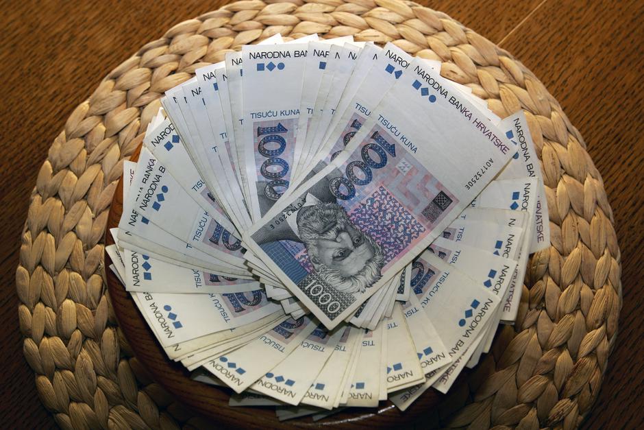 Novčanice od 1000 kuna | Author: Stjepan Banovic/HaloPix/PIXSELL