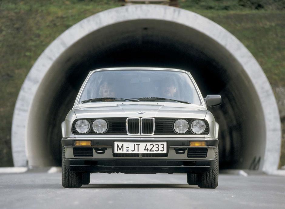 Ovako izgleda evolucija BMW Serije 3 kroz čak 43 godine | Author: BMW