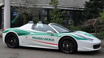 Ovaj policijski Ferrari nekad je bio u vlasništvu mafije