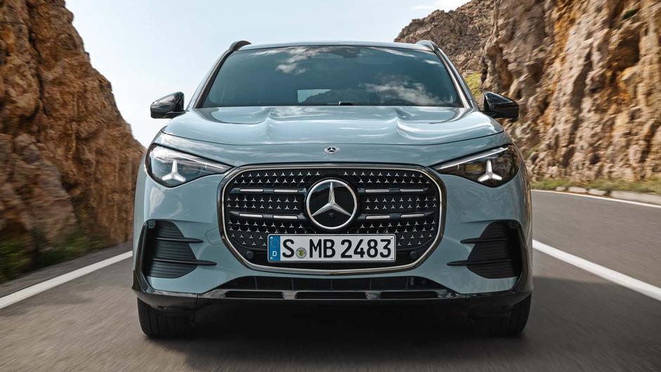 Author: Mercedes-Benz