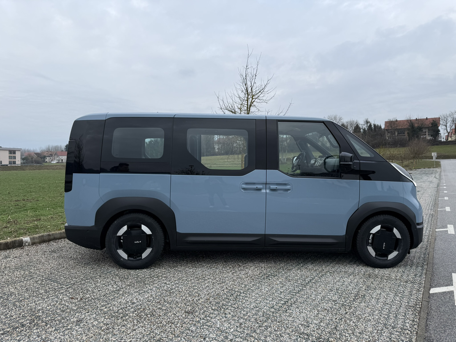 Author: Dubravko Kolarić