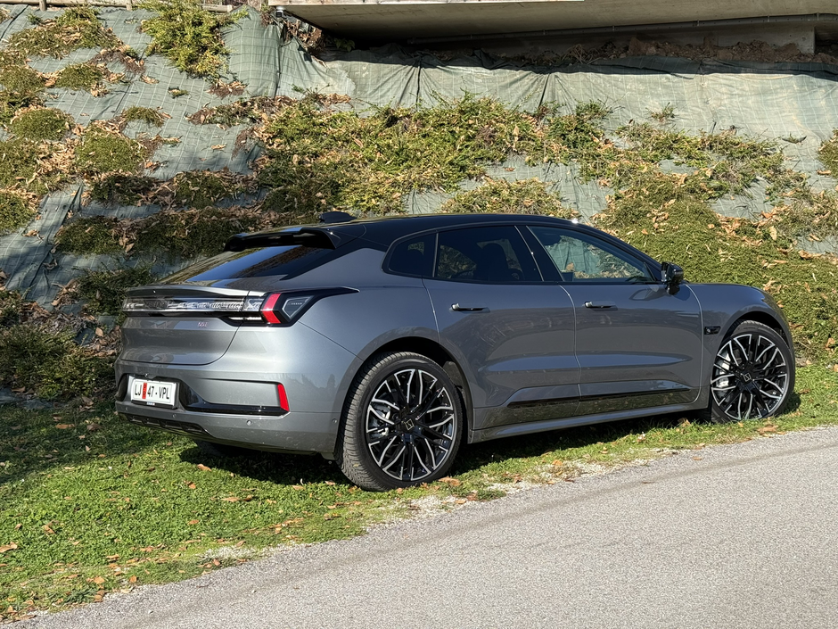 Author: Dubravko Kolarić