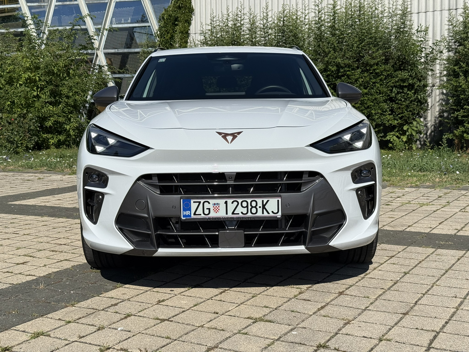 Author: Dubravko Kolarić