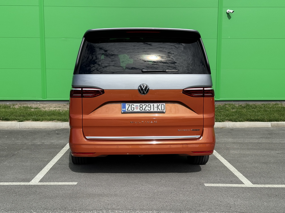 Author: Dubravko Kolarić