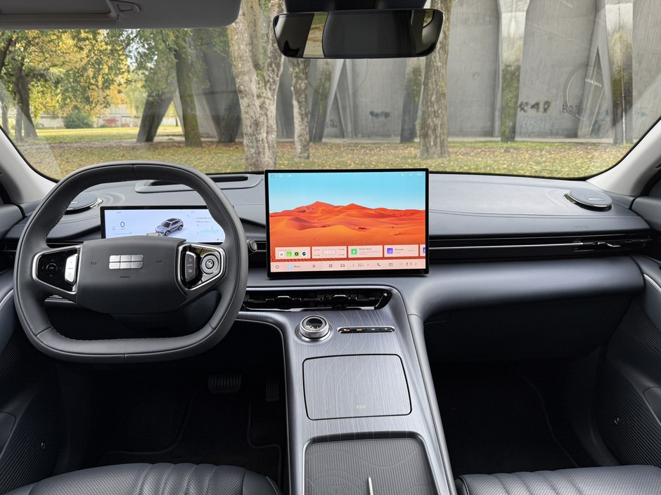 Author: Dubravko Kolarić