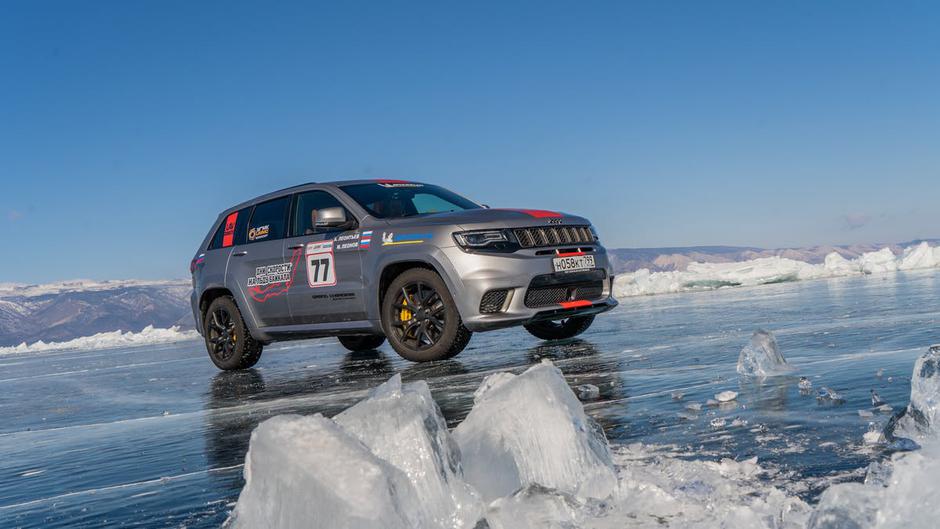 Jeep Grand Cherokee Trackhawk - rekord na ledu | Author: Jeep