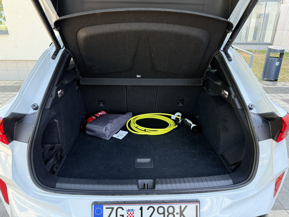 Author: Dubravko Kolarić