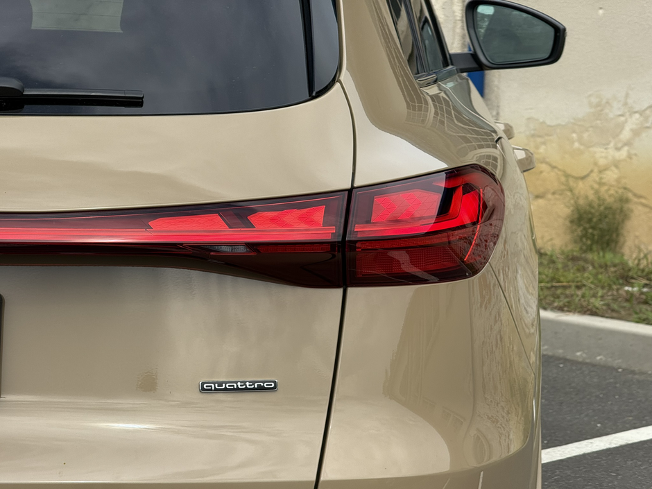 Author: Dubravko Kolarić