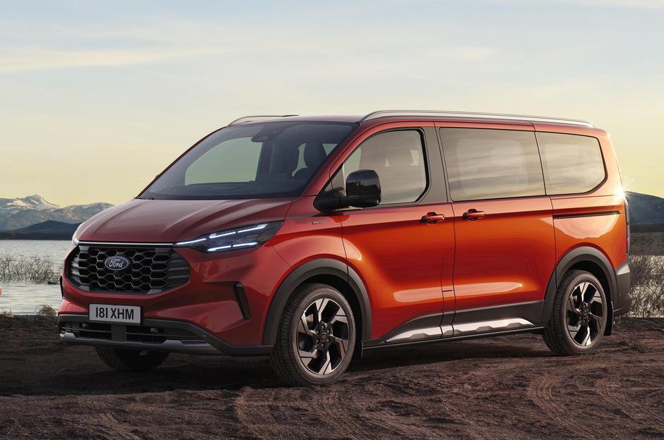 Ford Pro Reveals All-Electric E-Tourneo Custom Multi-Activity Ve | Author: Ford