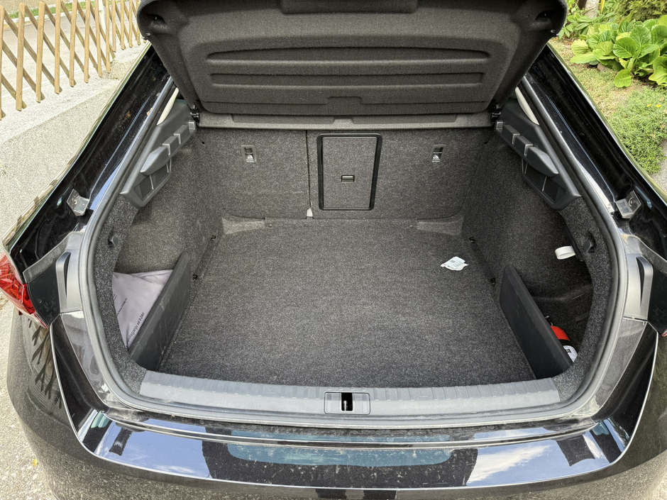 Author: Dubravko Kolarić