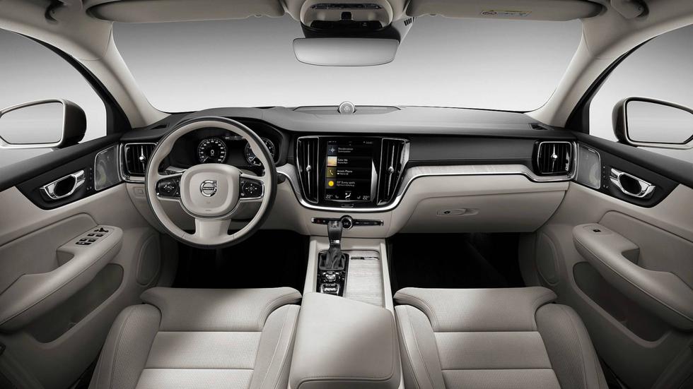 Novi Volvo S60: Švedska elegancija i munjevite performanse