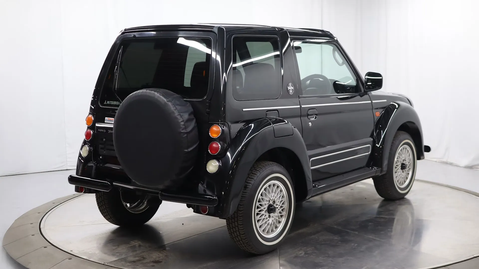 Author: Mecum Auctions